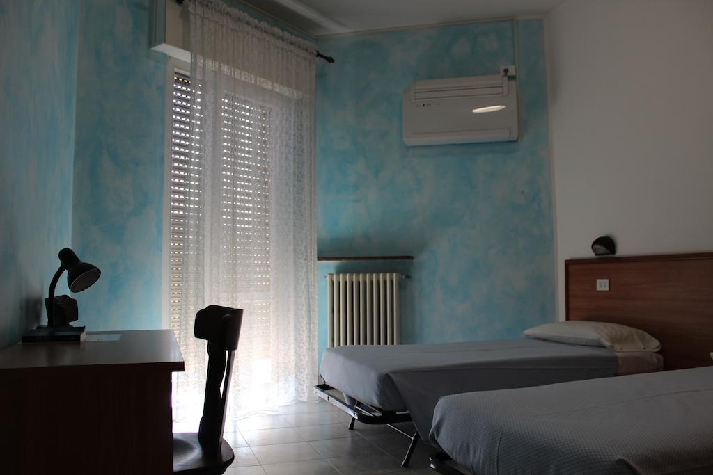 Albergo Napoleone SantʼAmbrogio di Valpolicella Rum bild