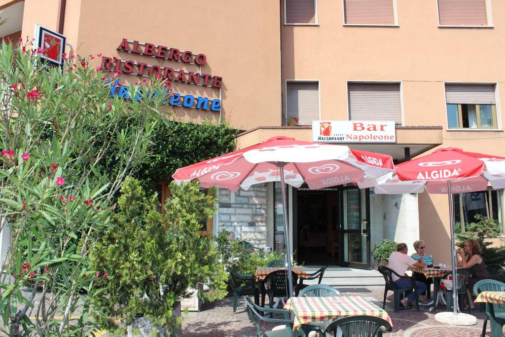 Albergo Napoleone SantʼAmbrogio di Valpolicella Exteriör bild